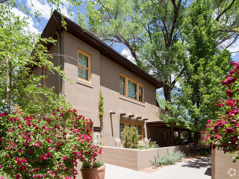 330 E Palace Ave, Santa Fe, NM for sale - Primary Photo - Image 1 of 1