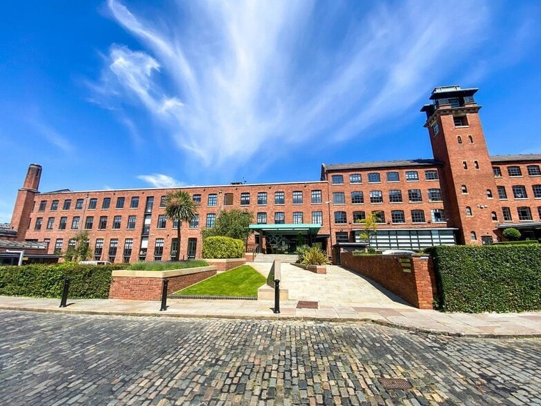 2-4 Castle St, Manchester for lease - Building Photo - Image 2 of 39