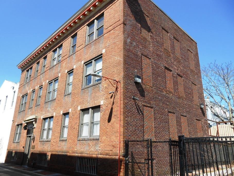 17 Gordons Aly, Atlantic City, NJ for sale Primary Photo- Image 1 of 1