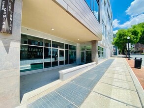 101 N Queen St, Lancaster, PA for lease Building Photo- Image 1 of 11