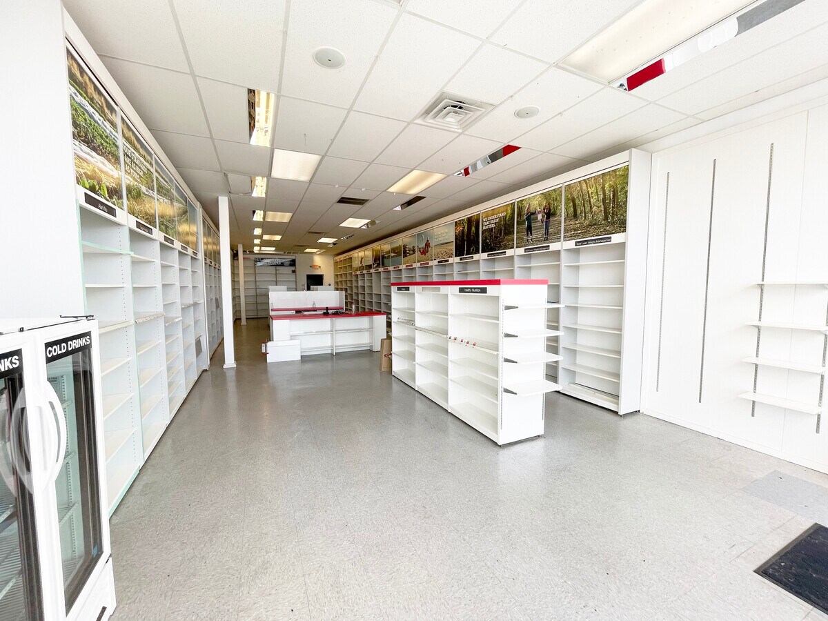 1626 Clark Street Rd, Auburn, NY 13021