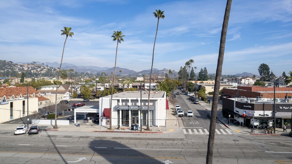 1000 N Brand Blvd, Glendale, CA for lease - Building Photo - Image 1 of 15