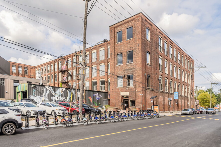 4035 Rue Saint-Ambroise, Montréal, QC for lease - Building Photo - Image 2 of 12