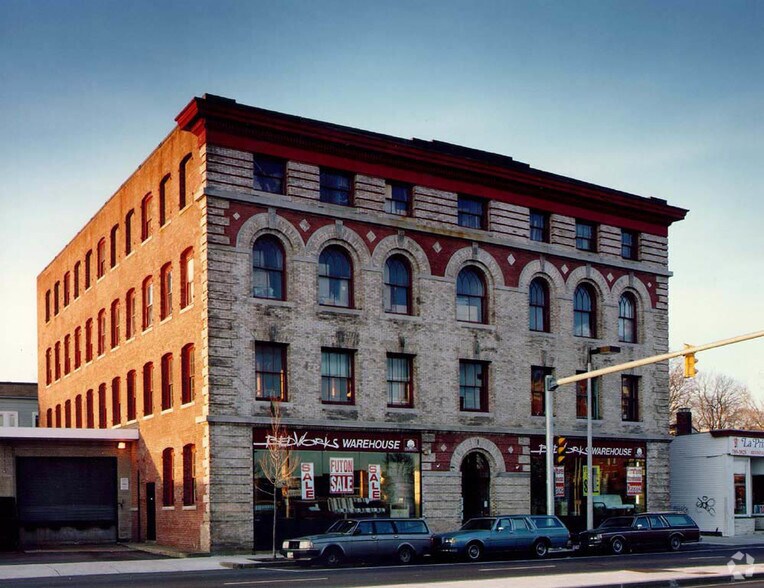 244 Brighton Ave, Allston, MA 02134