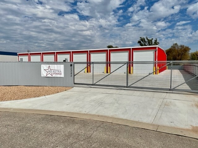 2342 Zoo Park, Wichita, KS for sale Building Photo- Image 1 of 8