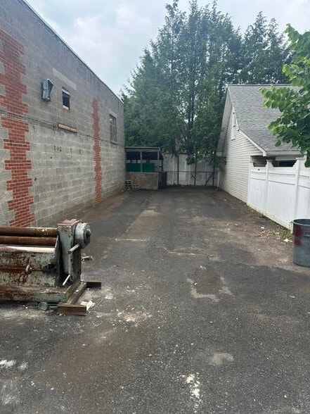 180 Sargeant Ave, Clifton, NJ for lease - Building Photo - Image 2 of 20