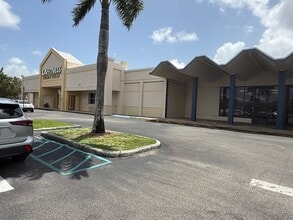 16051 S Dixie Hwy, Miami, FL for lease Interior Photo- Image 2 of 7