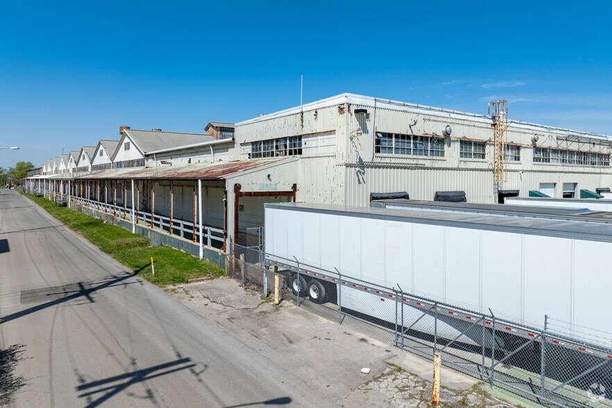 Industrial in Columbus, OH for sale - Building Photo - Image 1 of 1