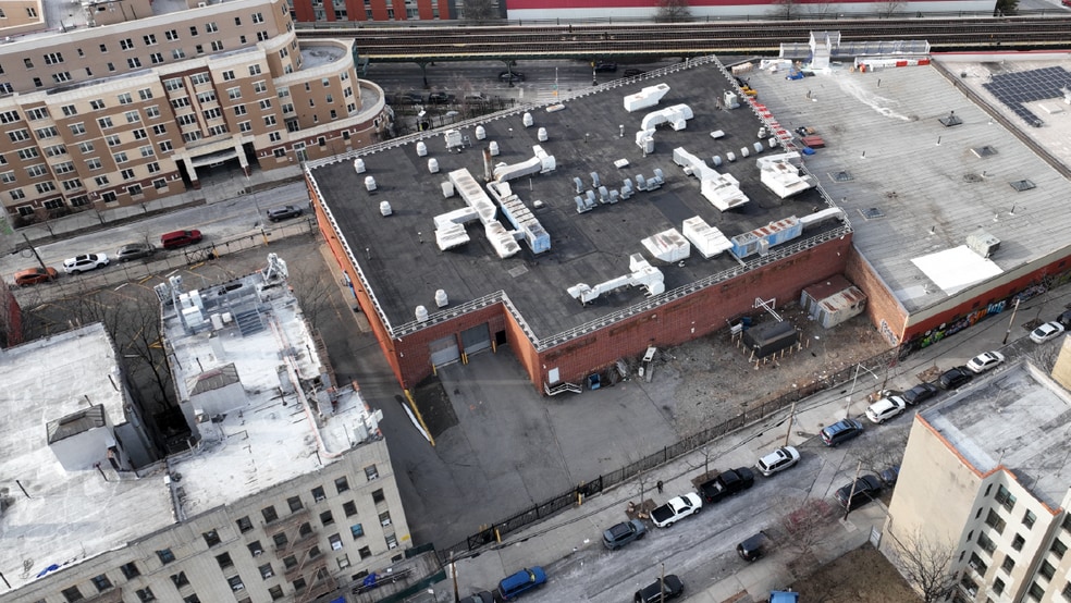 1776 Hoe Ave, Bronx, NY for lease - Aerial - Image 3 of 5