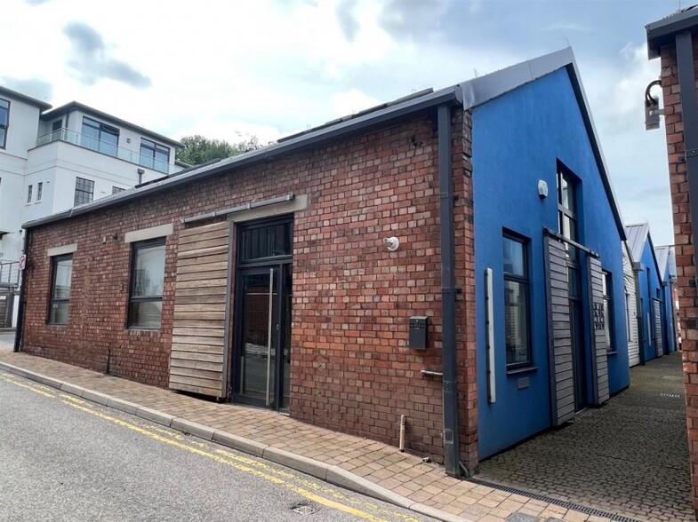 Light Box Ln, Bristol for sale - Building Photo - Image 1 of 2