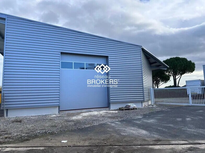 Industrial in Pézenas for lease - Building Photo - Image 3 of 3