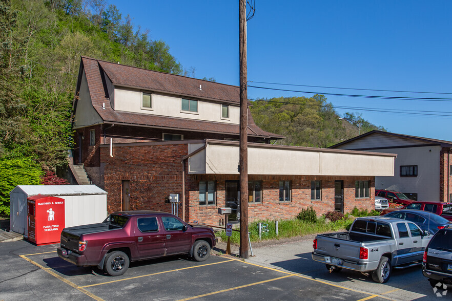 362 Baldwin Rd, Pittsburgh, PA for lease - Building Photo - Image 2 of 2