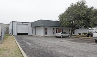 1303 W Industrial Blvd, Round Rock TX - Warehouse