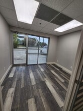7340 Blanco Rd, San Antonio, TX for lease Interior Photo- Image 2 of 5