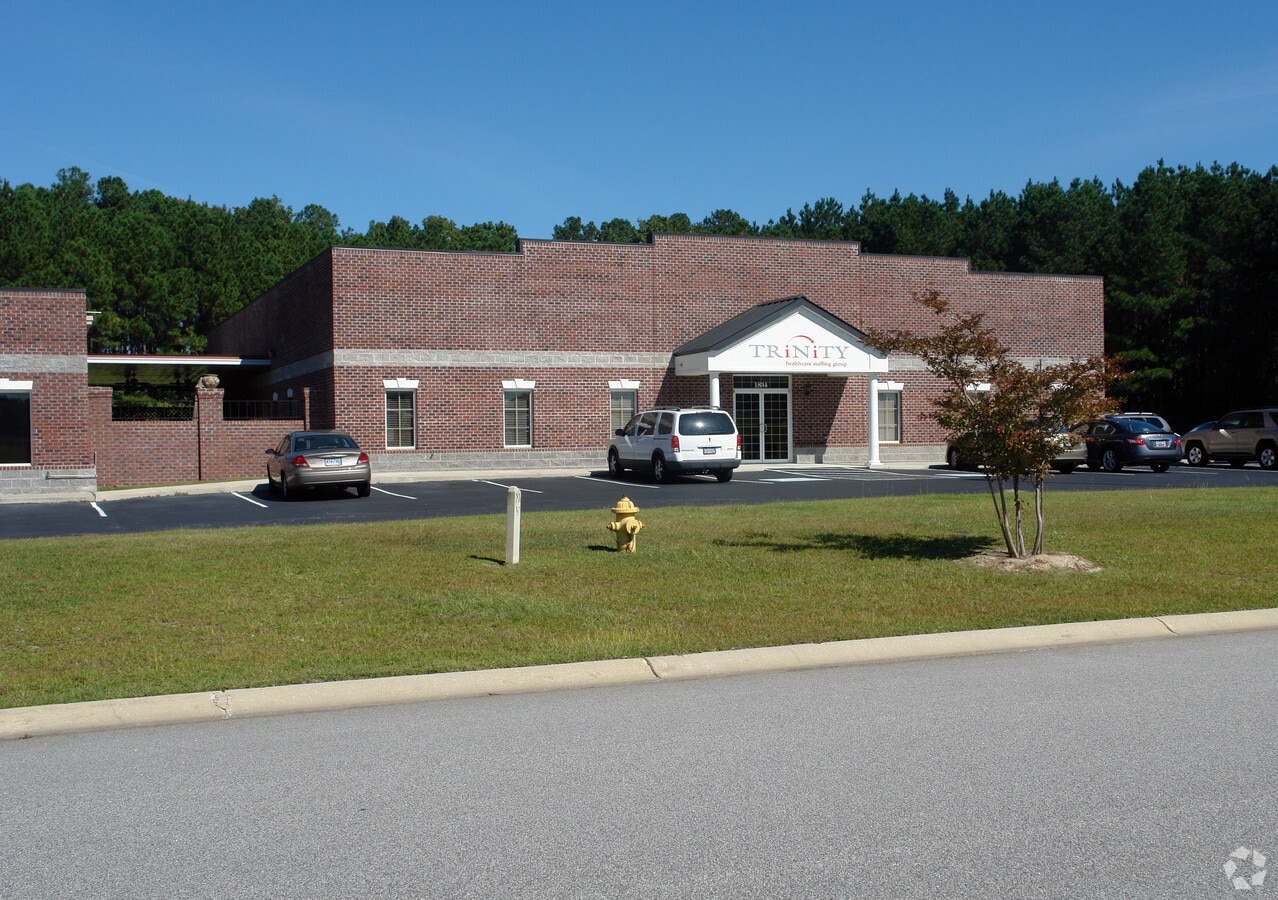 1834 Sally Hill Farms Blvd, Florence, SC 29501