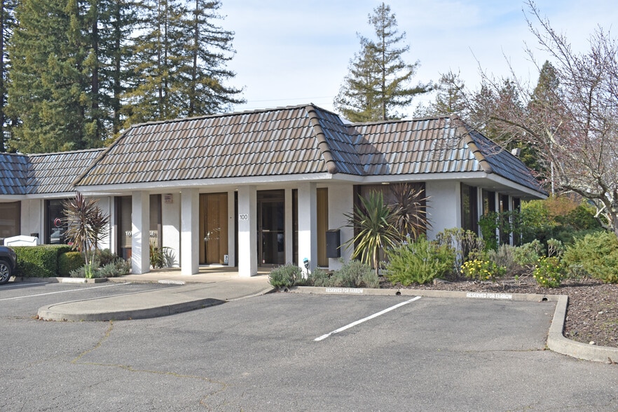 100-114 Wikiup Dr, Santa Rosa, CA for lease - Primary Photo - Image 1 of 18