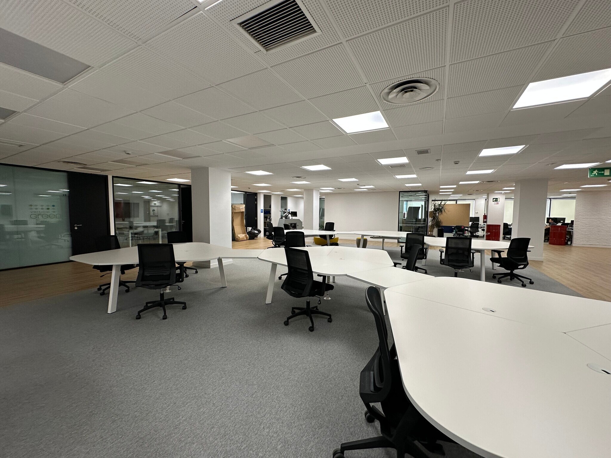 Calle de Manuel Tovar, 49, Madrid, Madrid for lease Interior Photo- Image 1 of 26