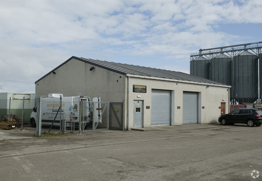 7-8 March Rd E, Buckie for sale - Primary Photo - Image 1 of 1