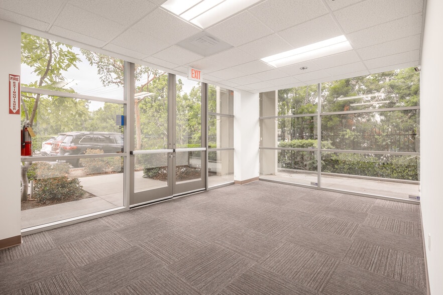 61 Post, Irvine, CA for sale - Matterport 3D Scan - Image 3 of 23