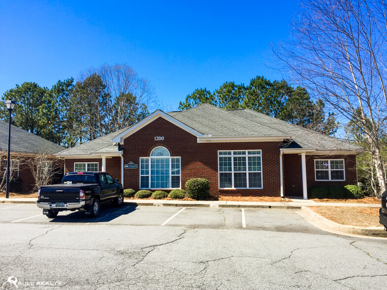 3235 S Cherokee Ln, Woodstock, Ga 30188 