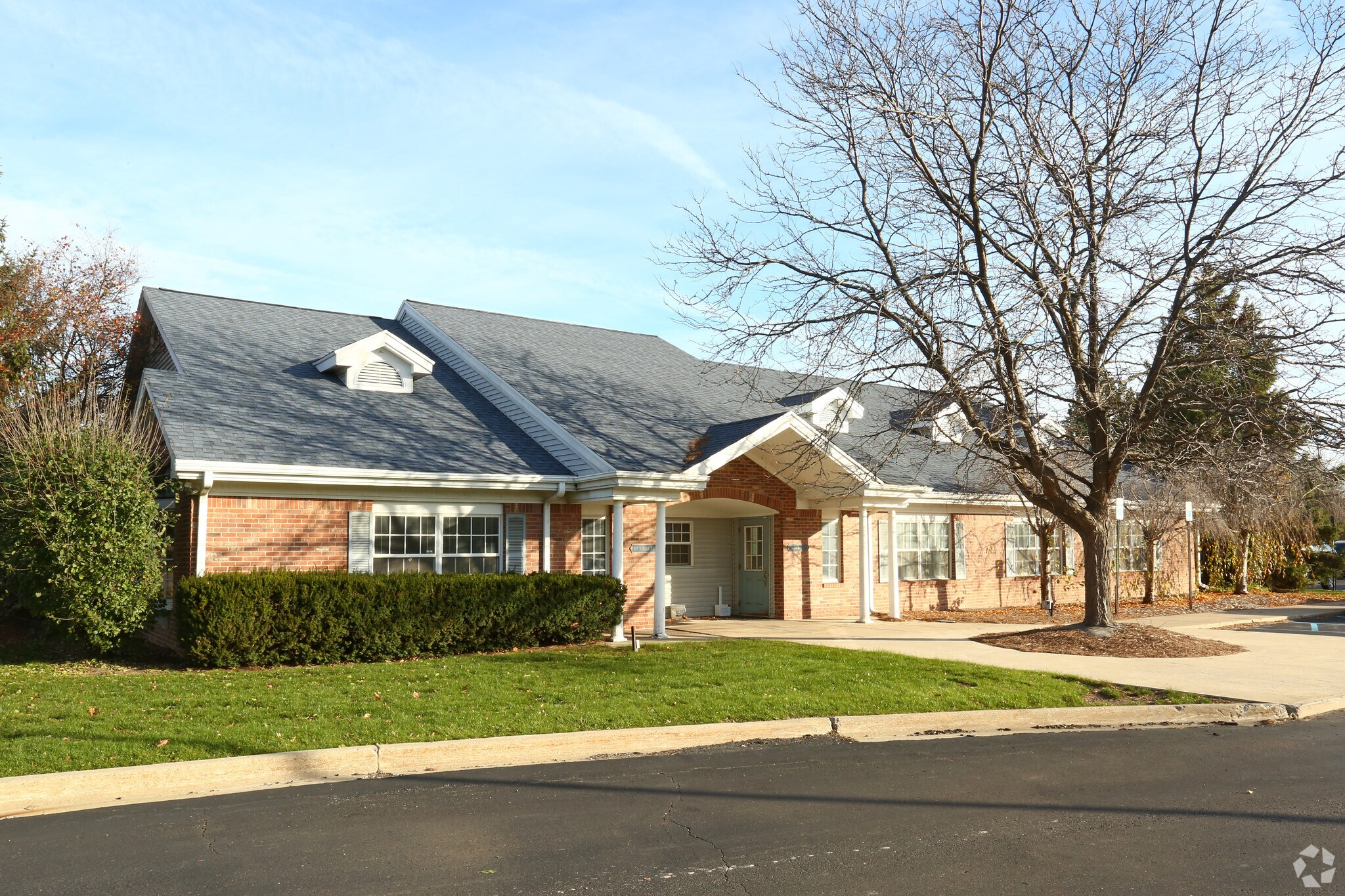 1425 Graham Rd, Flint, MI for sale Primary Photo- Image 1 of 1