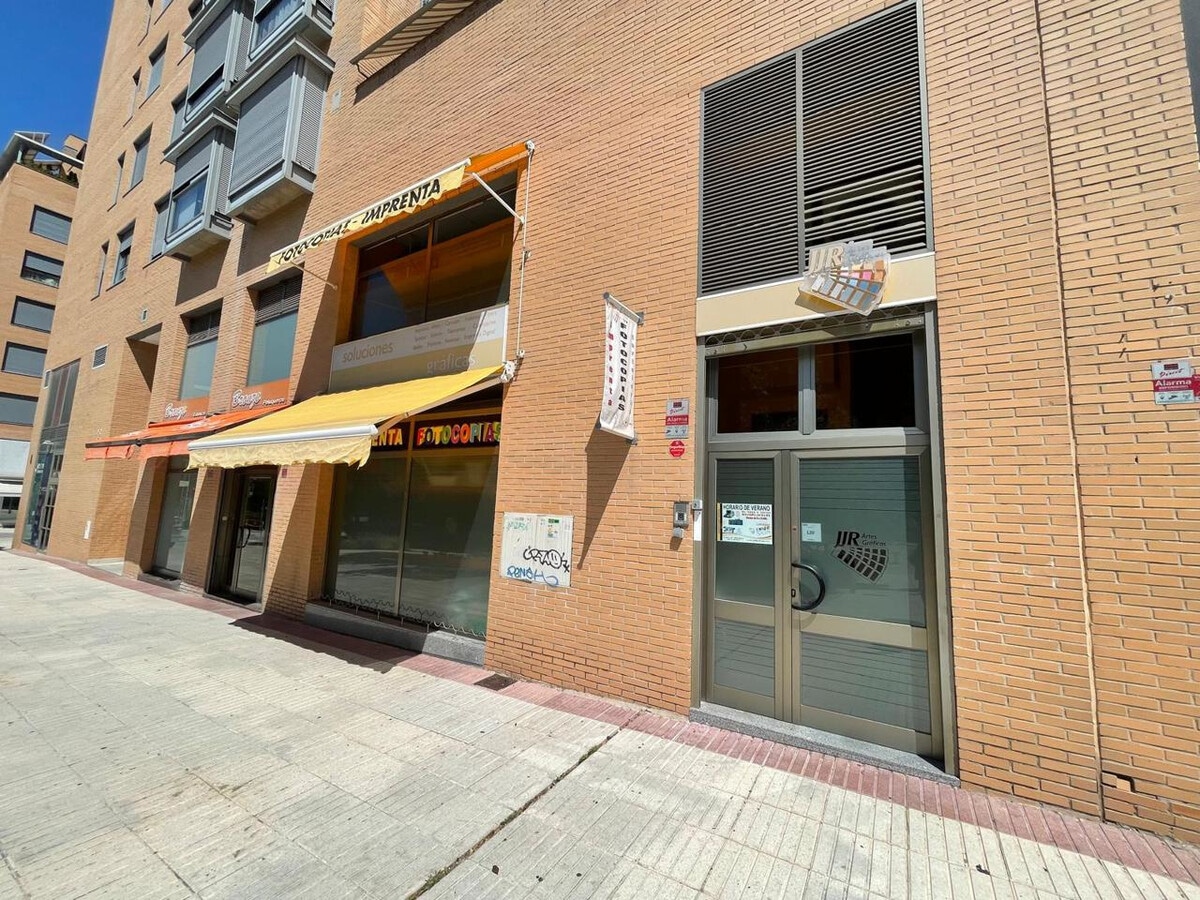 Madrid, MAD 28045 - Unit Esc. 1, Pt: 02, UE 1 -  - Interior Photo - Image 1 of 16