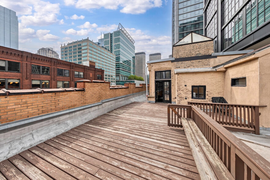 601 W Randolph St, Chicago, IL for sale - Building Photo - Image 1 of 23