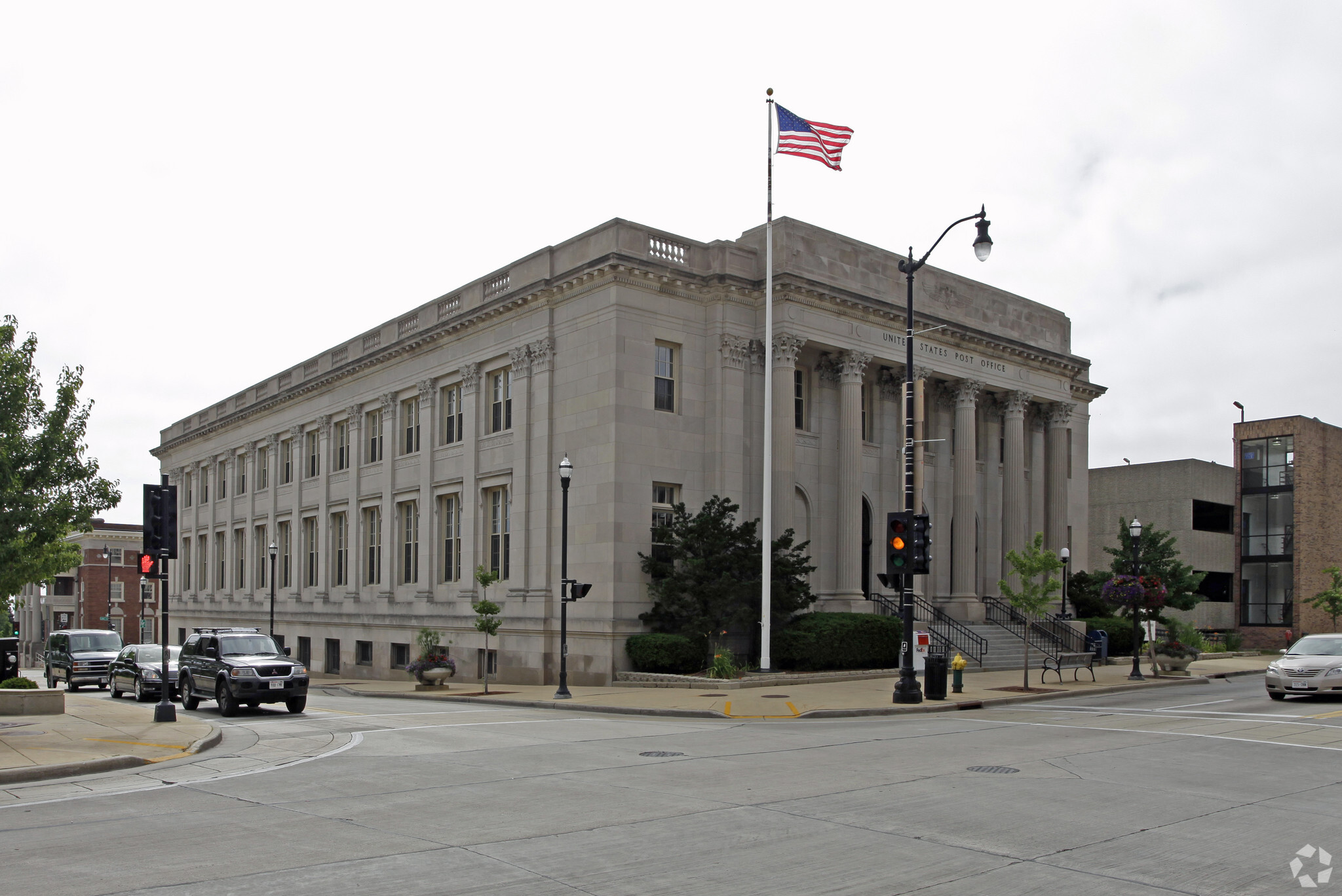 603 Main St, Racine, WI for lease Primary Photo- Image 1 of 4