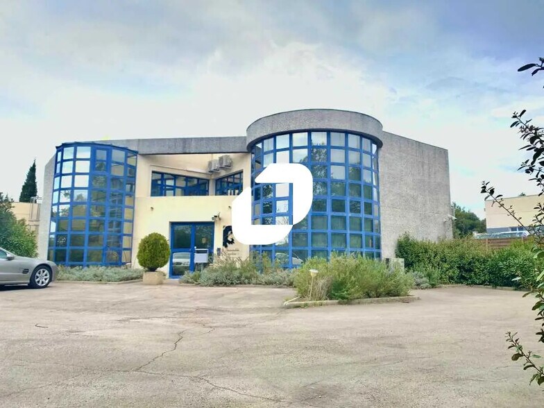 Office in Saint-Clément-de-Rivière for lease - Building Photo - Image 3 of 30