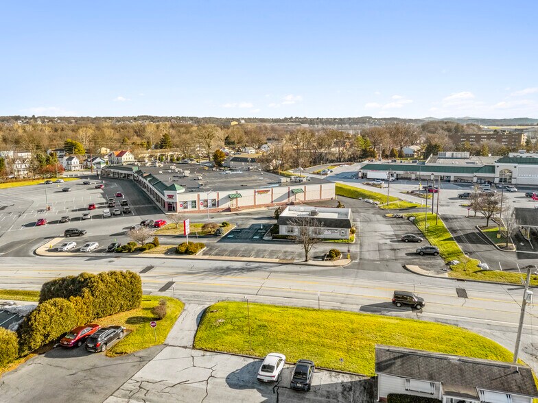 120132 Old York Rd, New Cumberland, PA 17070 Fairview Commons