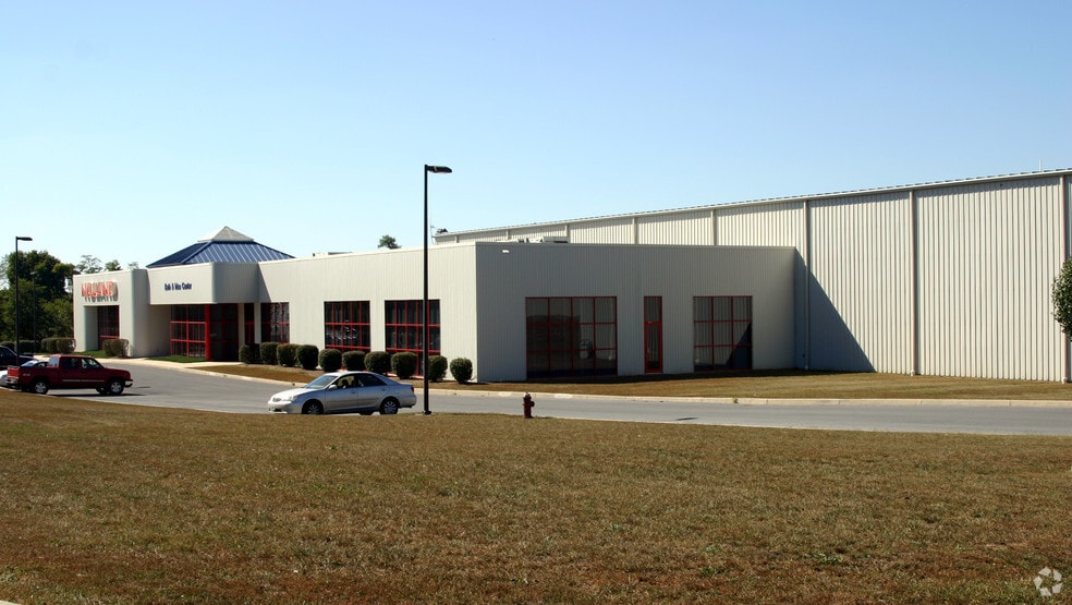 1340-1350 Wesel Blvd, Hagerstown, MD for lease - Primary Photo - Image 1 of 2