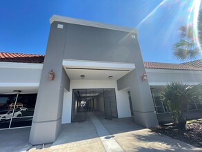 1800 S Main St, McAllen, TX for lease Building Photo- Image 1 of 4