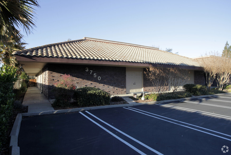 3750 Auburn Blvd, Sacramento, CA for sale - Building Photo - Image 2 of 3