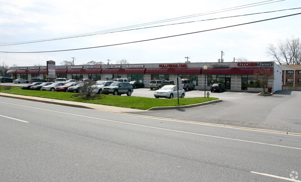 3100 Naamans Rd, Wilmington, DE 19810