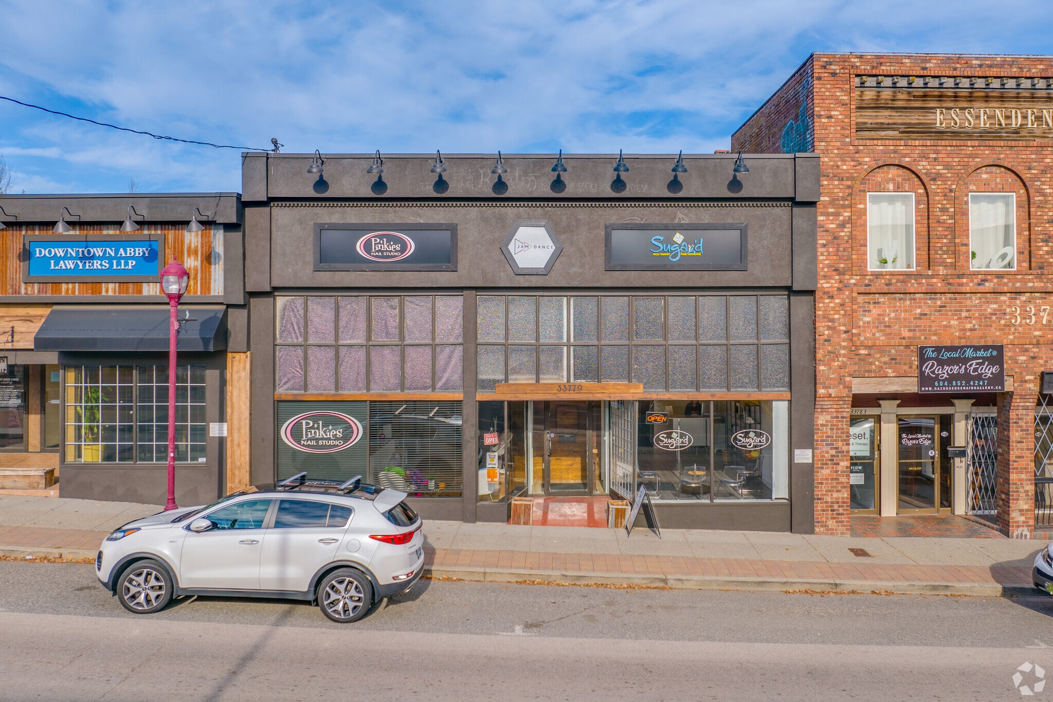 33779 Essendene Ave, Abbotsford, BC for sale Primary Photo- Image 1 of 5