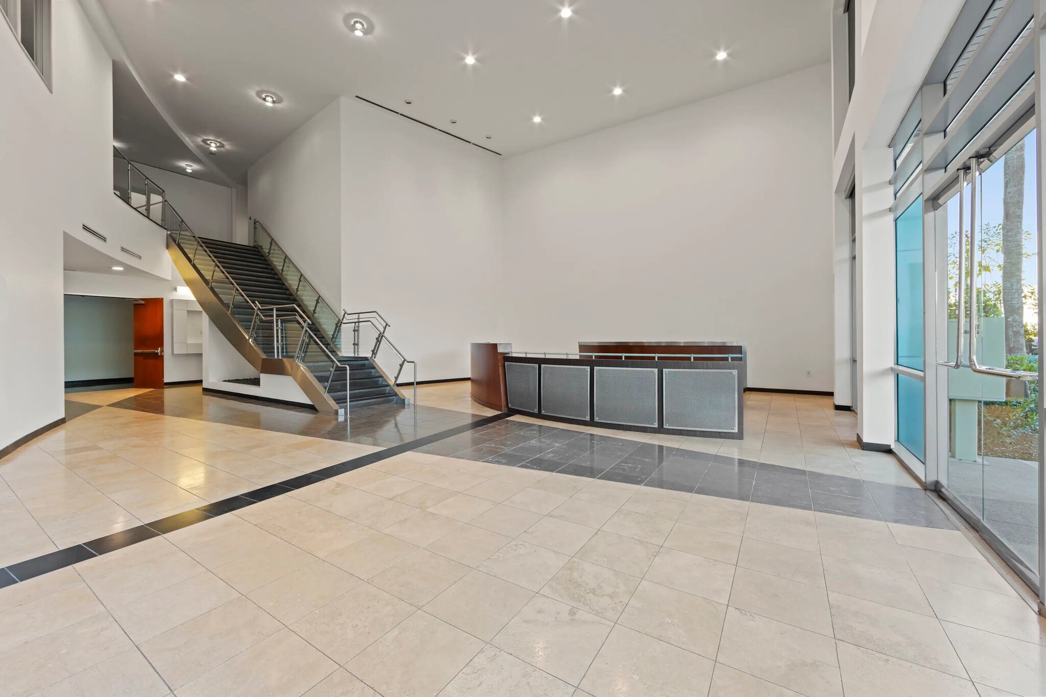 58 Discovery, Irvine, CA for lease Interior Photo- Image 1 of 10