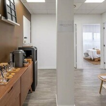 Office in Aix-en-Provence for lease Interior Photo- Image 1 of 11