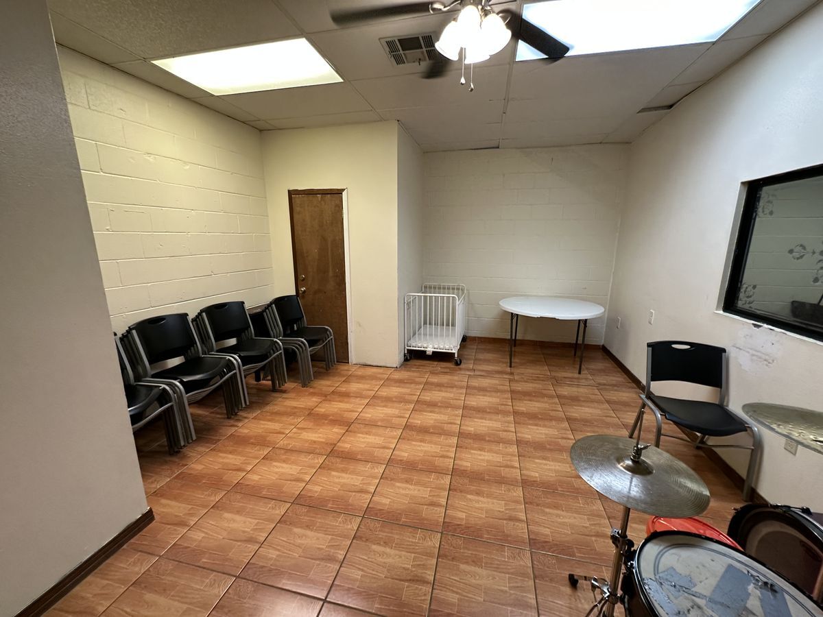 605 Barataria Blvd, Marrero, LA 70072 Office for Sale