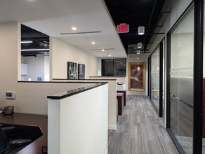 450 Skokie Blvd, Northbrook, IL for lease Interior Photo- Image 2 of 3