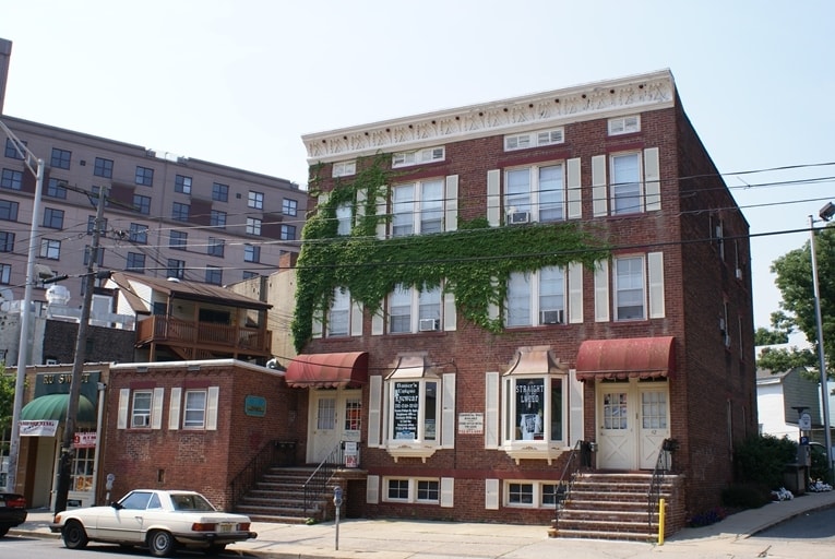 4042 Easton Ave, New Brunswick, NJ 08901