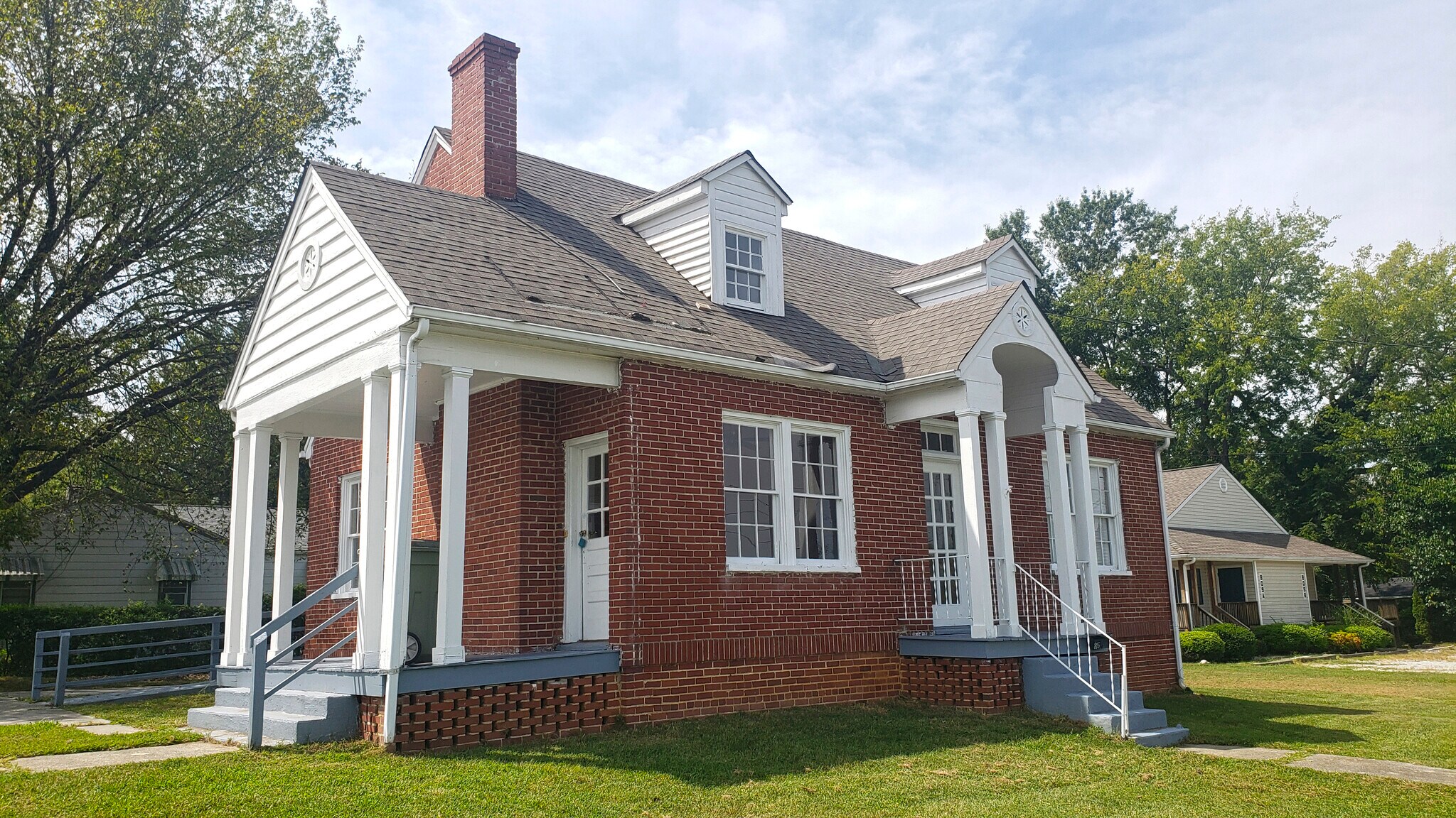 815 Griffin Blvd, Farmville, VA 23901