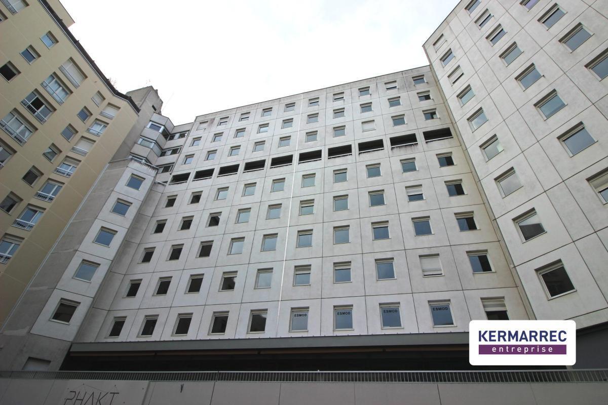 Multifamily in Rennes for sale Building Photo- Image 1 of 4