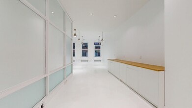 69 Mercer St, New York, NY for lease Interior Photo- Image 2 of 11
