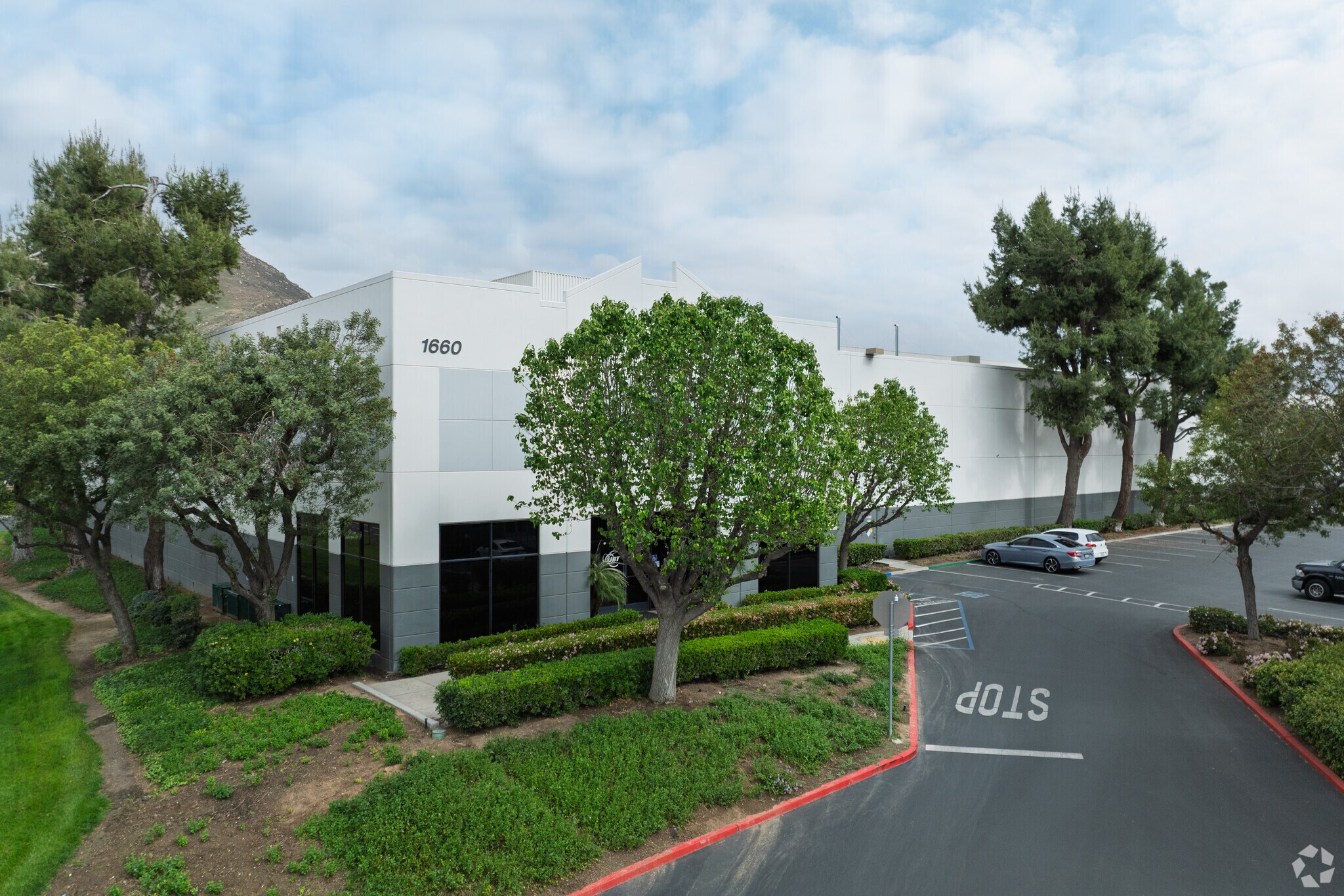 1660 Iowa Ave, Riverside, CA for sale Primary Photo- Image 1 of 1