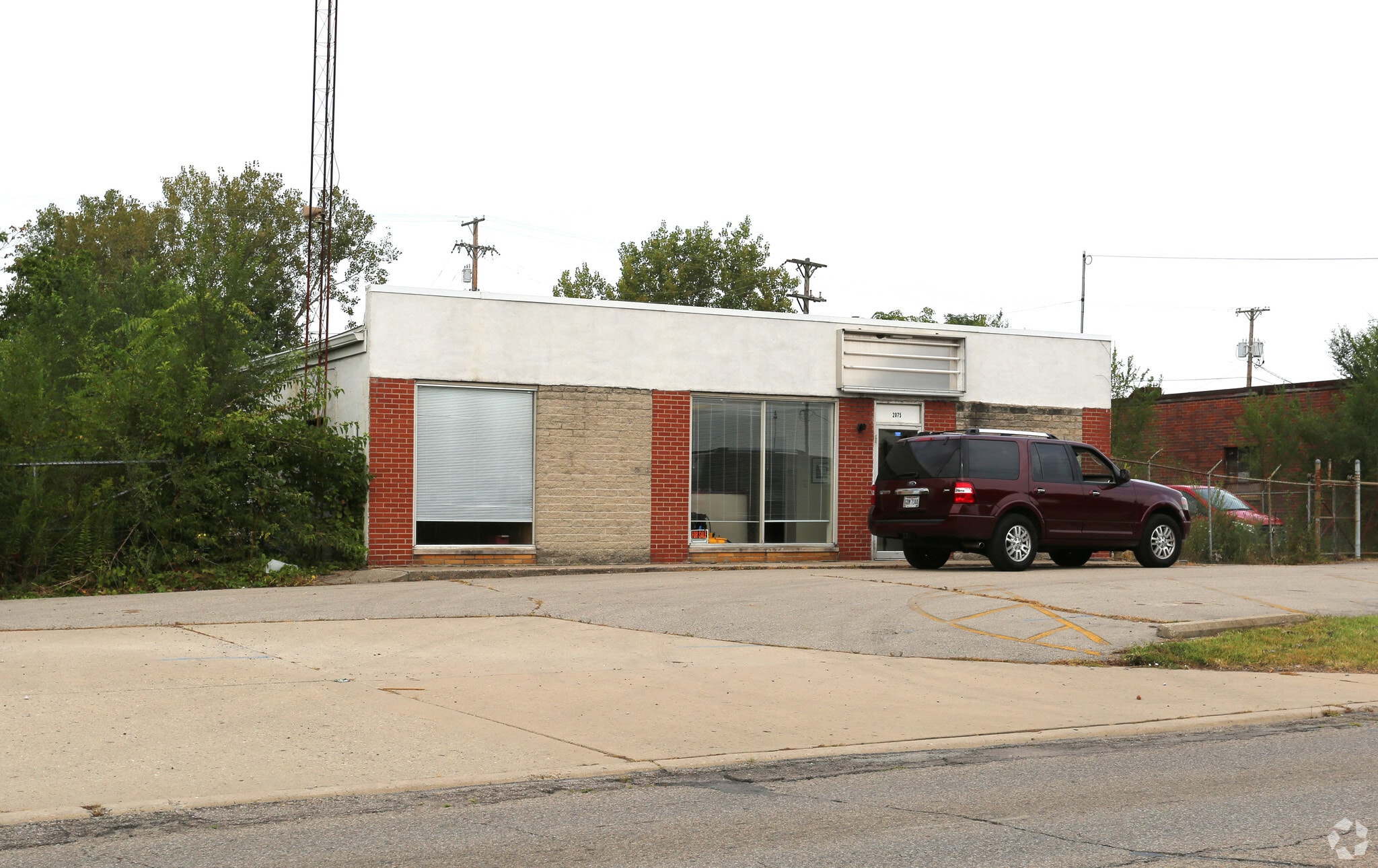 2075 Dryden Rd, Dayton, OH 45439 Industrial for Sale
