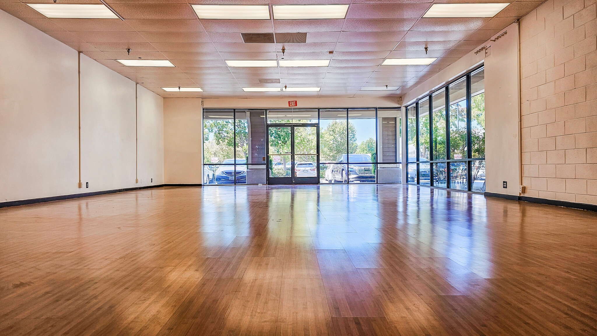 1500 Oliver Rd, Fairfield, CA for lease Interior Photo- Image 1 of 10