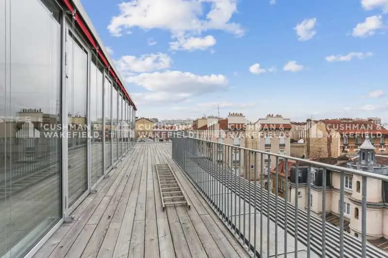 Office in Malakoff for lease - Building Photo - Image 3 of 17