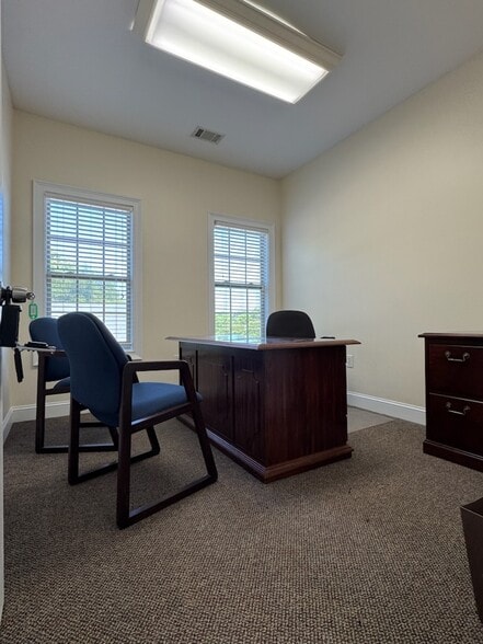 1124 N Tennessee St, Cartersville, GA for lease - Interior Photo - Image 3 of 11