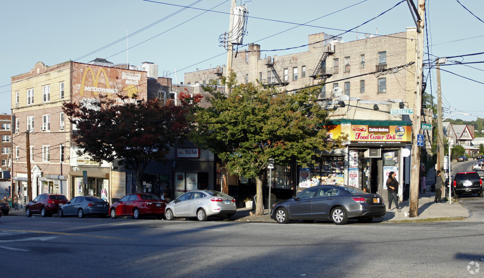 434-442 Riverdale Ave, Yonkers, NY for sale - Primary Photo - Image 1 of 1