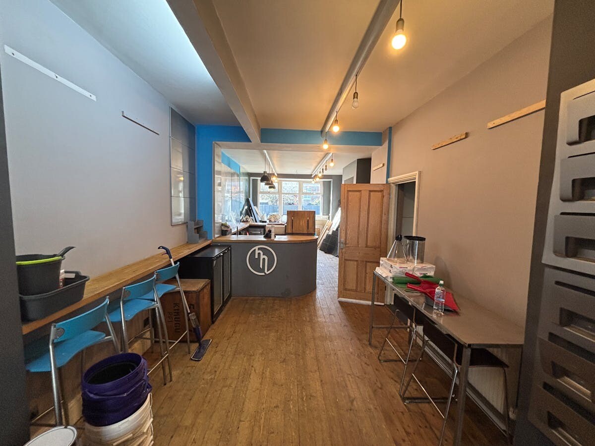 170 Old Shoreham Rd, Hove for lease Interior Photo- Image 1 of 6